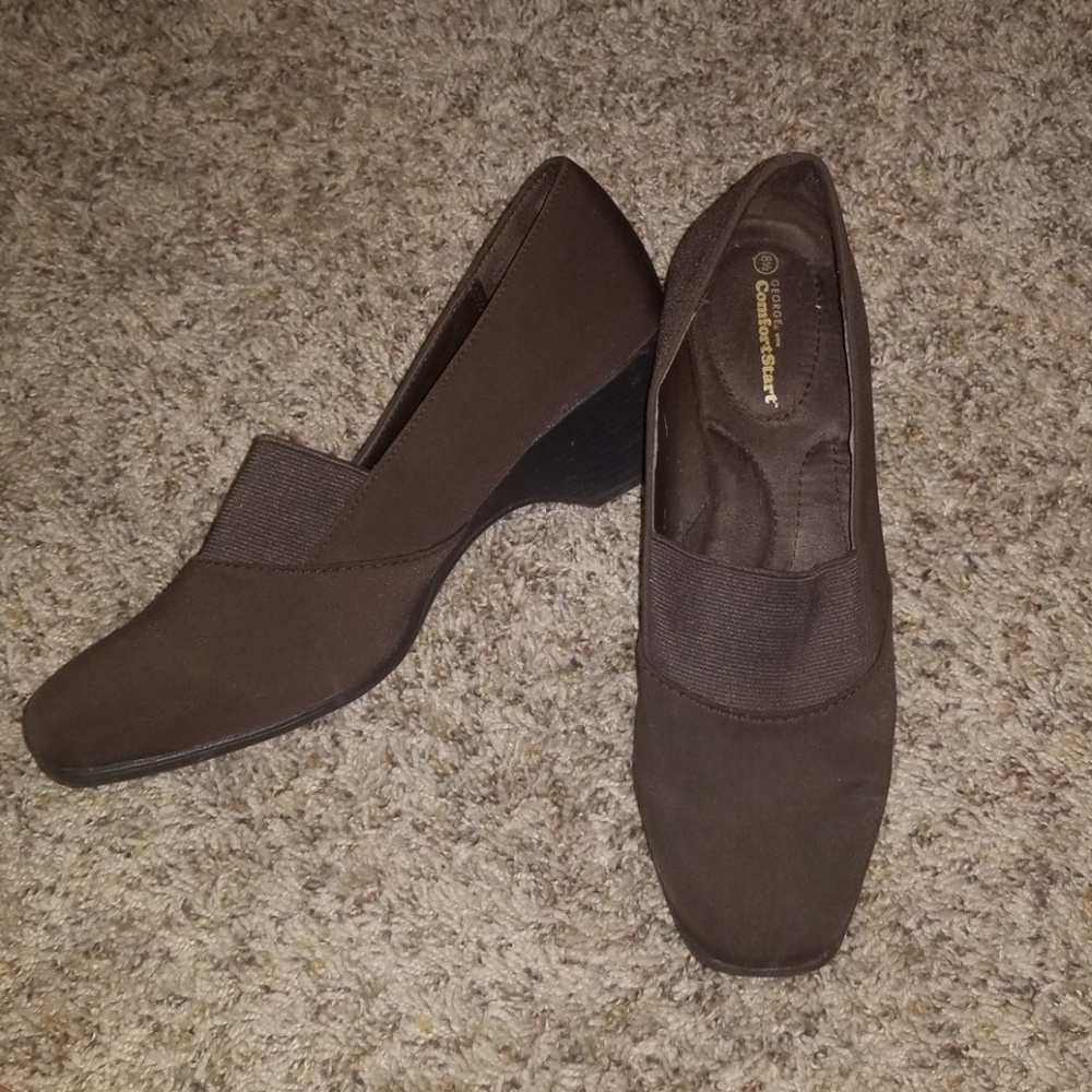 Comfort start size 8 small heels